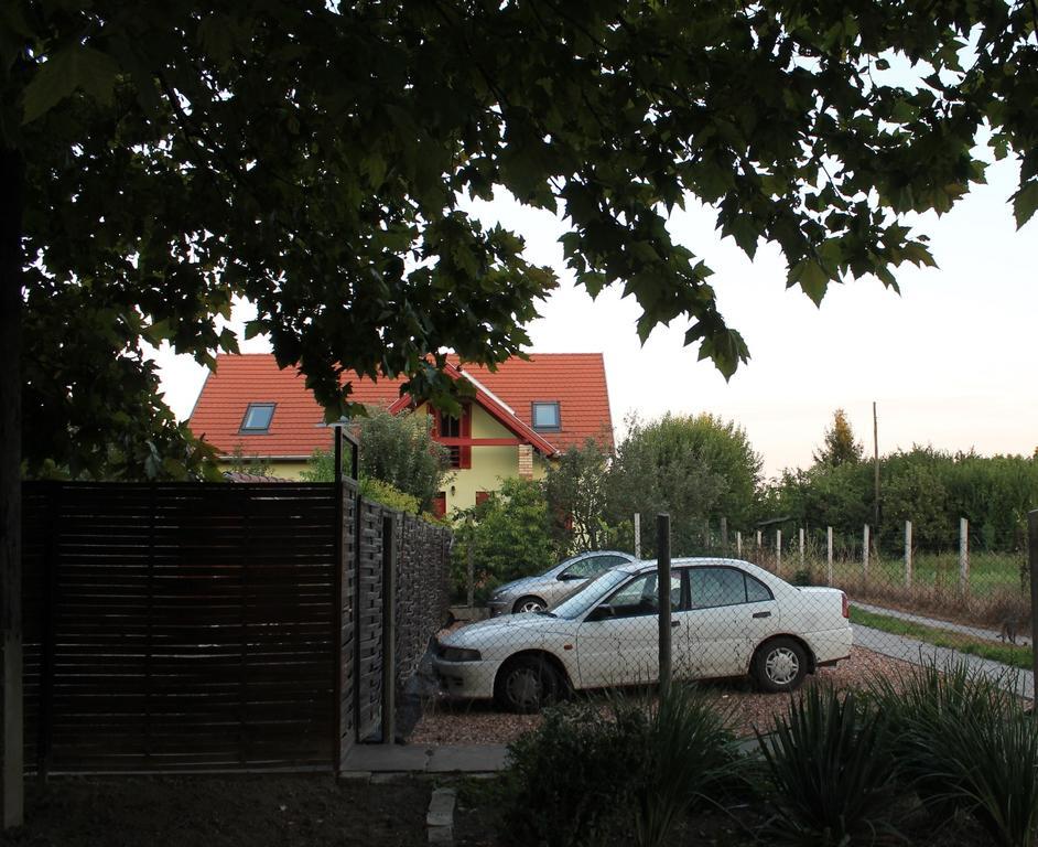 Vargapartman Szegedin Exterior foto
