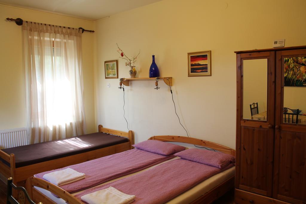 Vargapartman Szegedin Exterior foto