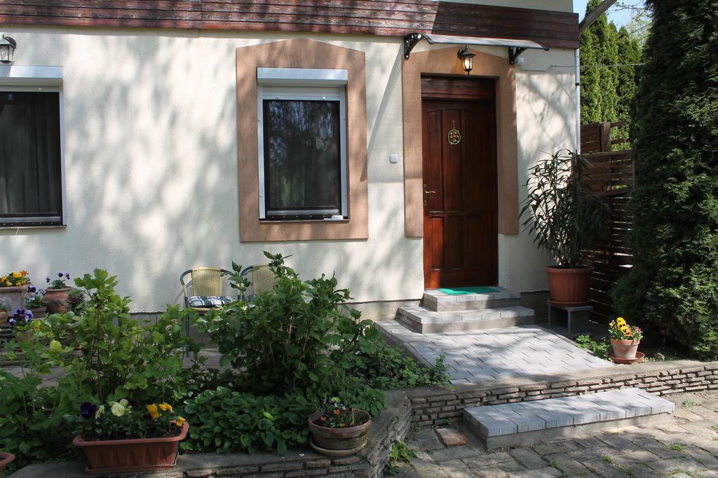 Vargapartman Szegedin Exterior foto