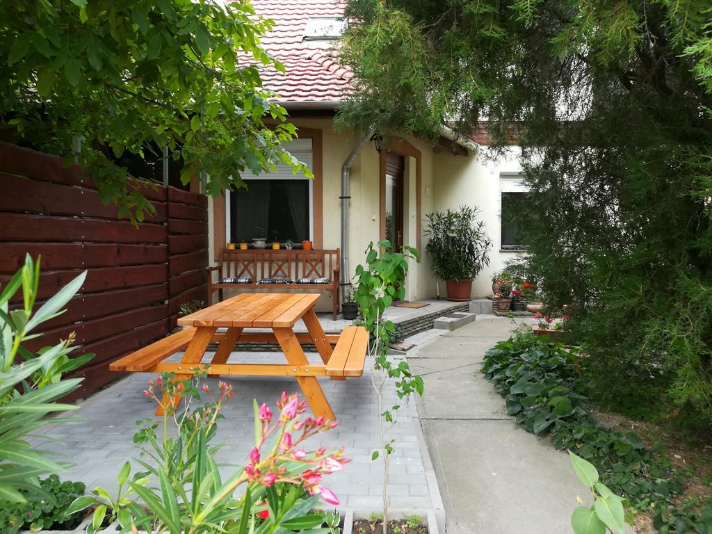 Vargapartman Szegedin Exterior foto