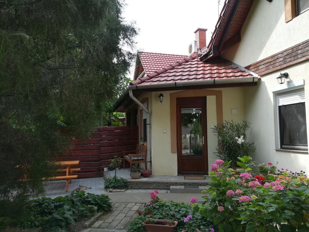Vargapartman Szegedin Exterior foto
