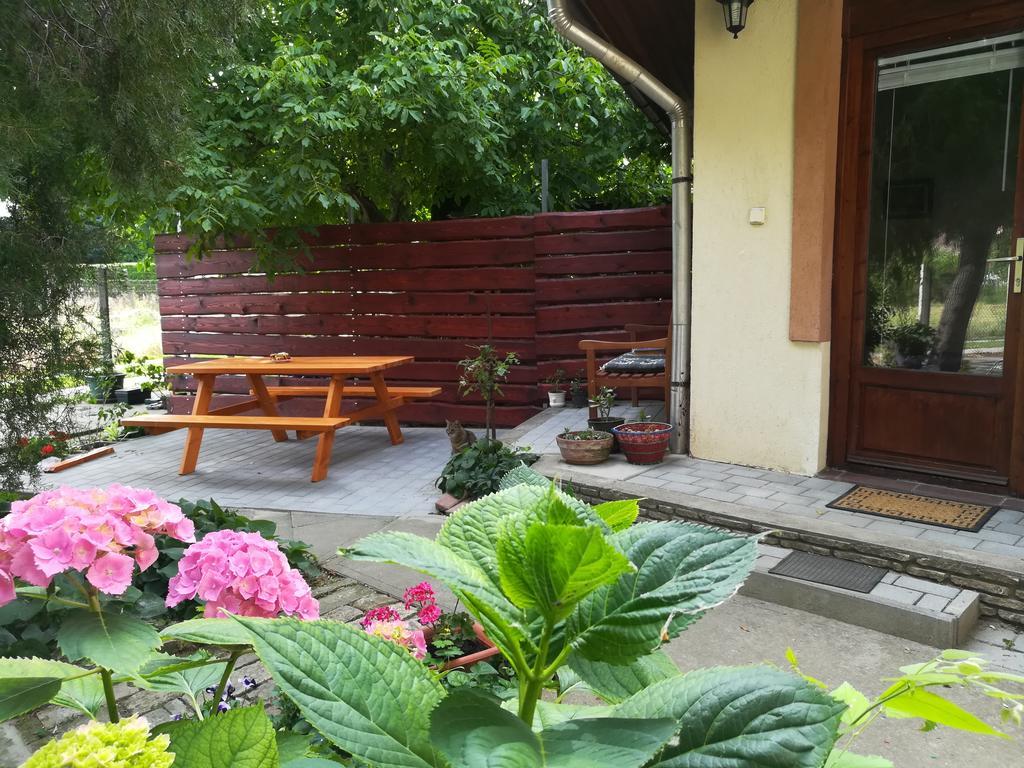Vargapartman Szegedin Exterior foto